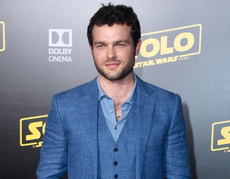 Watch Alden Ehrenreich Completely Mimic Chewbacca's Voice 6 rs 600x600 180510184036 600.alden ehrenreich solo star wars premiere.ct.051018